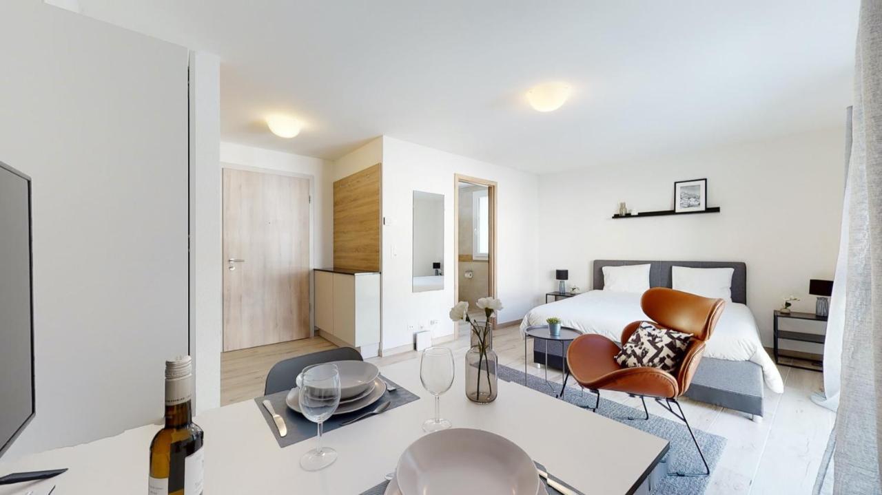 Nonanteneuf Appart Hotel Aigle - Contactless Check-In Exterior foto